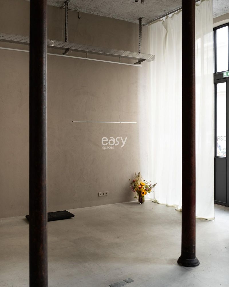 Industrial style setting available for rent for photo shoots in Paris, FRANCE